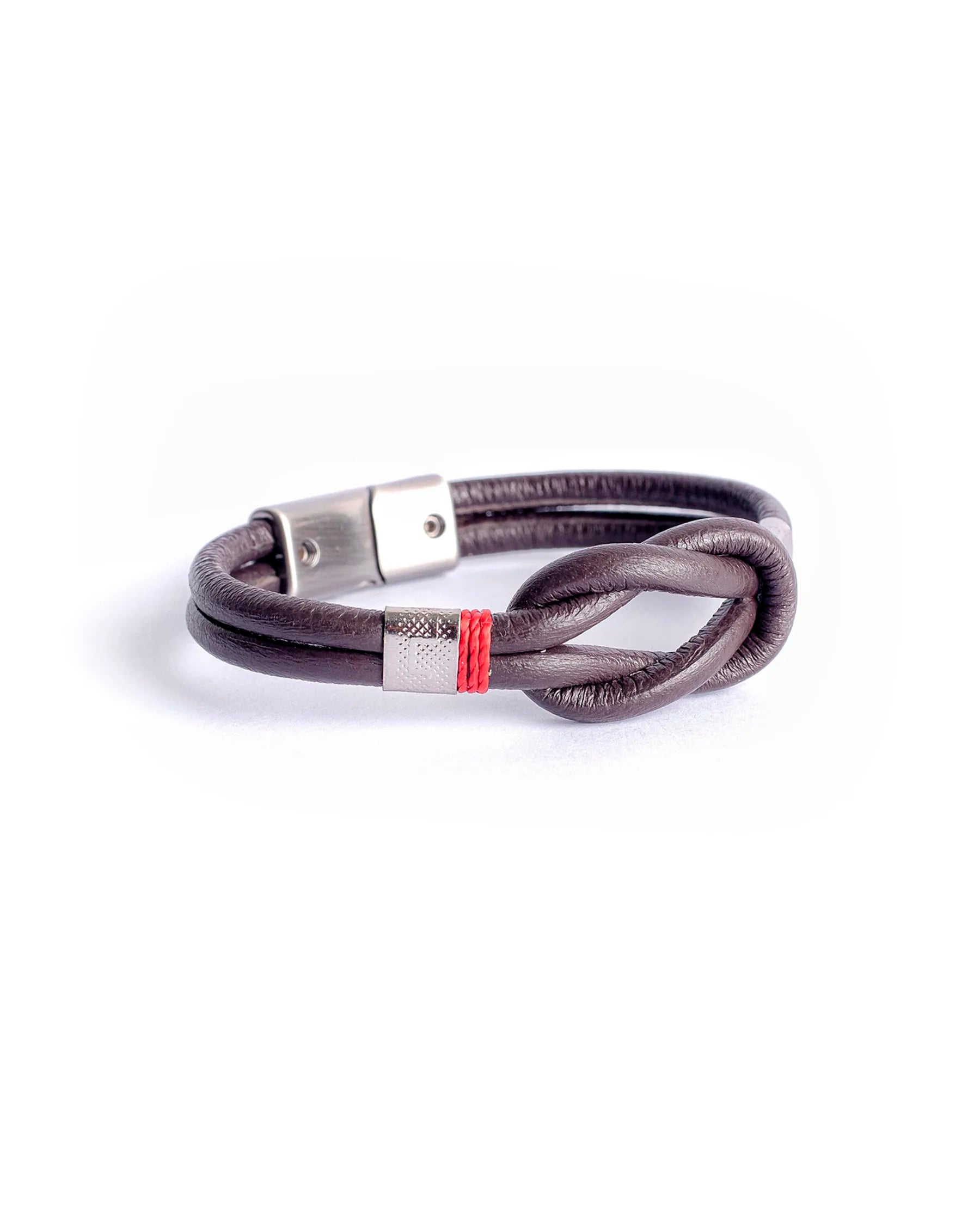 PULSEIRA EM COURO NÓ DIREITO