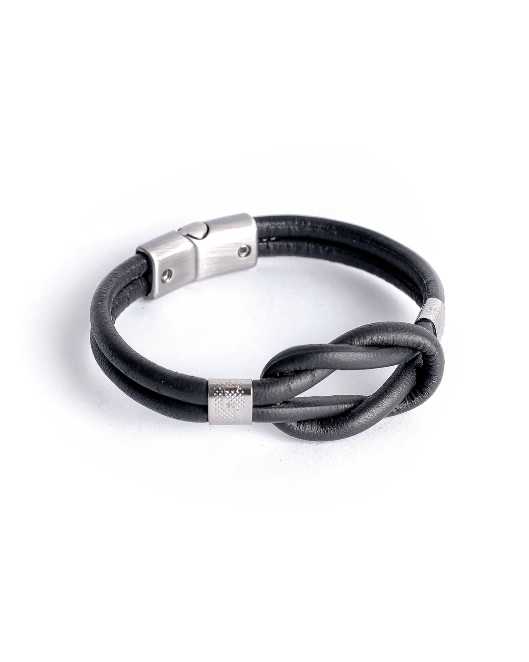 PULSEIRA EM COURO NÓ DIREITO