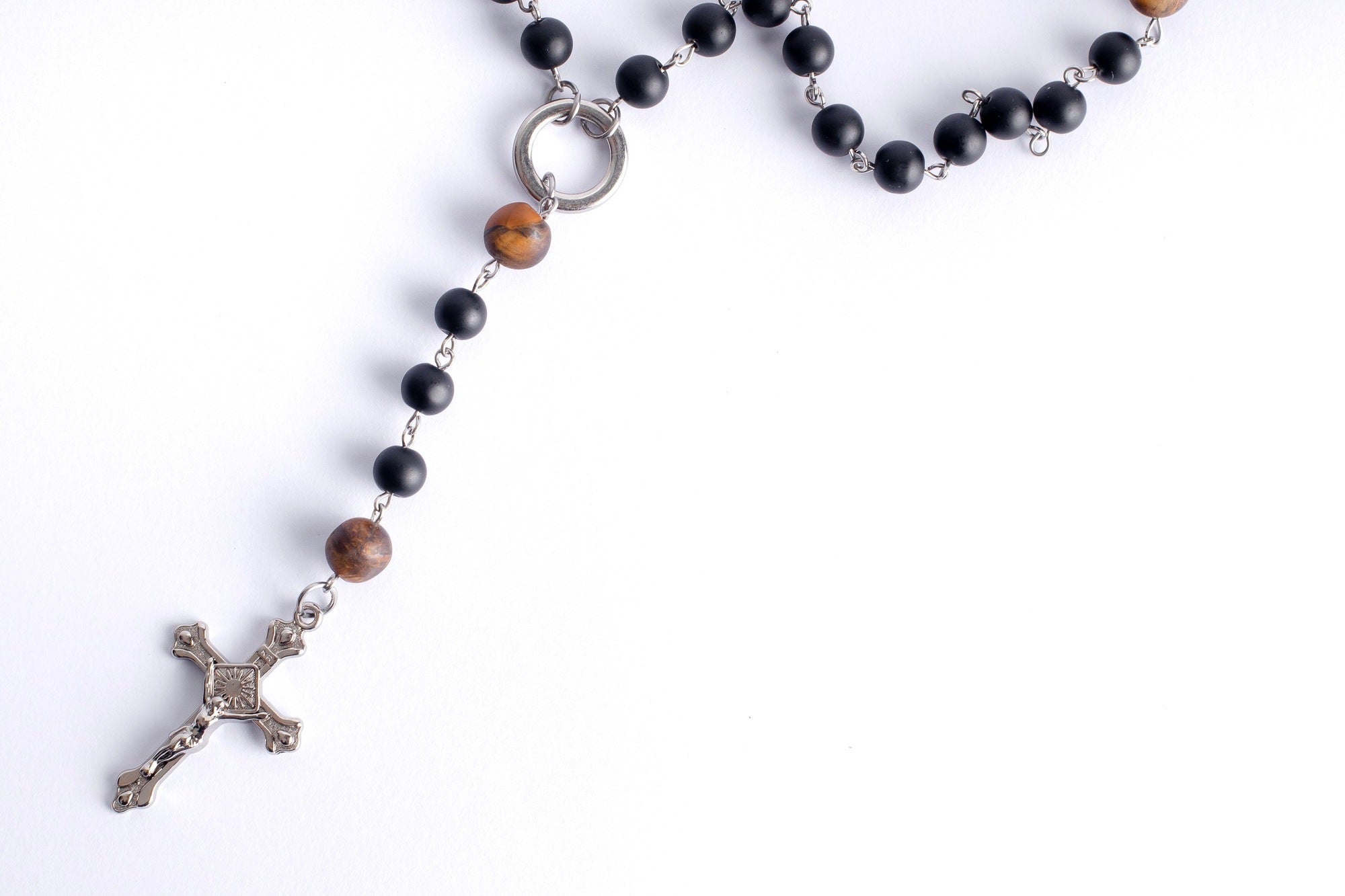 COLAR TERÇO ÔNIX FOSCA